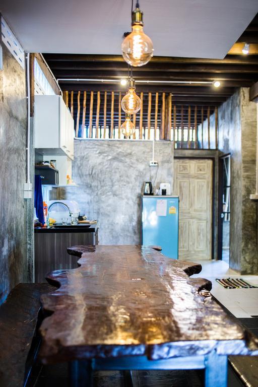 Sweet Life Guesthouse Koh Lanta Bagian luar foto