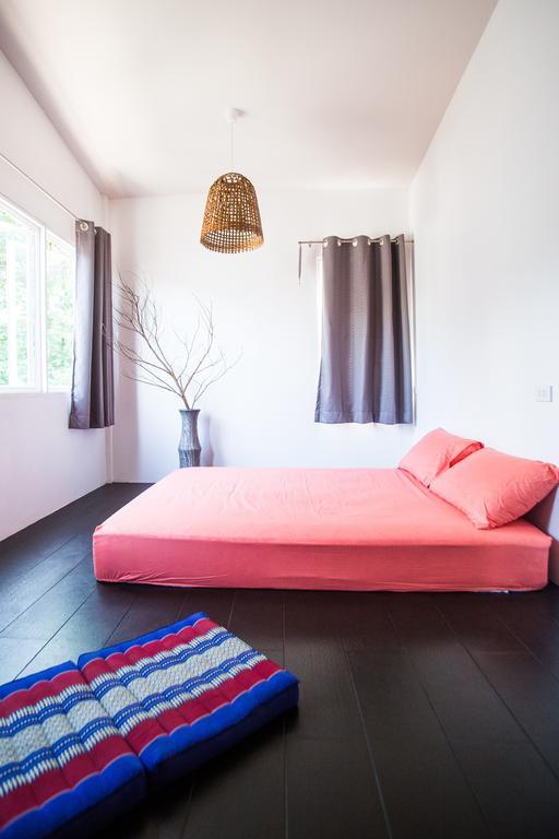 Sweet Life Guesthouse Koh Lanta Bagian luar foto