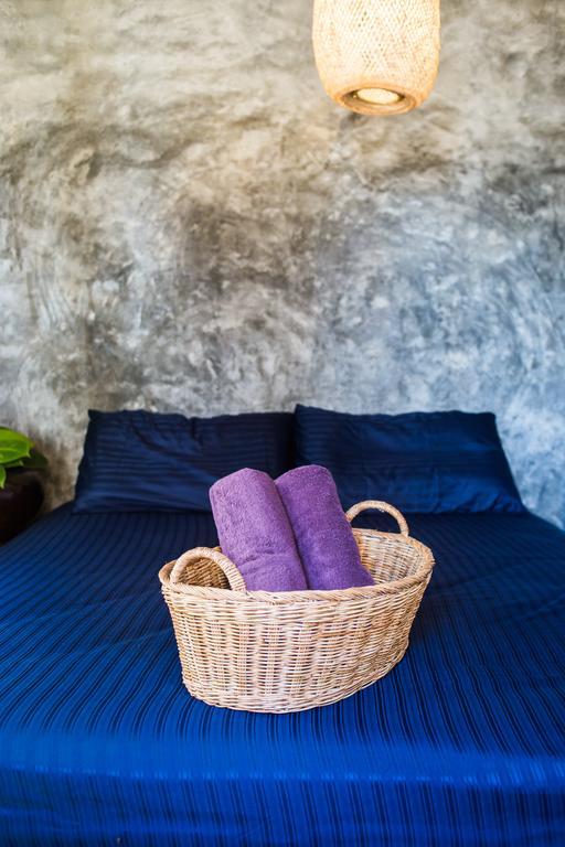 Sweet Life Guesthouse Koh Lanta Bagian luar foto