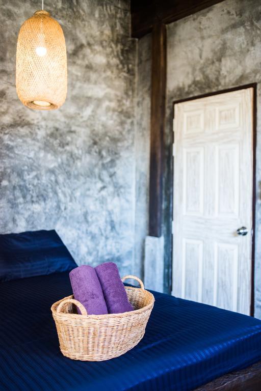 Sweet Life Guesthouse Koh Lanta Bagian luar foto